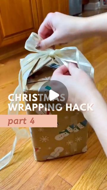 26K likes, 213 comments - lindsayroggenbuck on December 2, 2023: "Christmas Wrapping Hack - Part 4️⃣ is up! Another fun way to wrap your gifts this holiday season. If you’re tired of your boxes all..." How To Wrap A Gift, Wrapping Hacks, Wrapping Tips, Rustic Gift Wrapping, Creative Wrapping, Xmas Treats, Gift Wrapping Techniques, Holiday Wrap, Gift Wrapping Bows