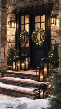 Classy Front Porch Christmas Decor, Elegant Christmas Front Porch, New Years Front Porch Decor, Victorian Front Porch Ideas, After Christmas Front Porch Decor, Home Entrance Decor Outdoor, Fromt Porch Decor, Christmas Front Yard Decor, Front Of House Christmas Decor