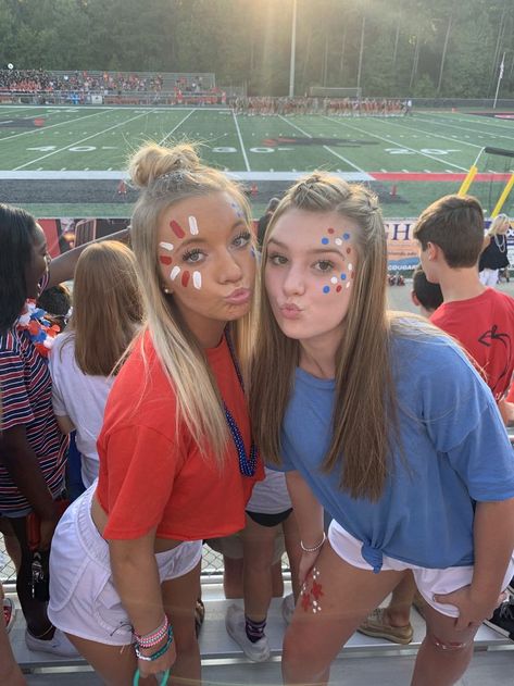 Spirit Week Nails, Makeup Looks For Football Games, Cheer Spirit Makeup, Field Day Makeup, Hoco Spirit Face Paint, Football Game Face Dots, Homecoming Face Paint Ideas Dots, Game Day Eye Makeup, Usa School Spirit Day