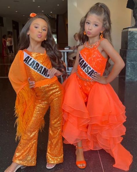 BQG | Pageant Resource on Instagram: "FUN FASHION at @misselementaryamerica 🤩💖 - #BQG #pageantresource #pageant #pageants #missearthusa #pageantgirl #pageantqueen #missusa #missworld #missuniverse #pageantlife #pageanttips #missearth" Glitz Pageant Photos, Pageant Tips, Pageant Mom, Pagent Dresses, Glitz Pageant, Pageant Life, Kids Pageant, Miss Pageant, Pageant Outfits