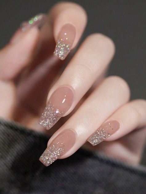 Birthday Nail Designs, Unghie Sfumate, Korean Nail Art, Ombre Nails Glitter, Korean Nails, French Tip Acrylic Nails, Striped Nails, Bridal Nails, Elegant Nails