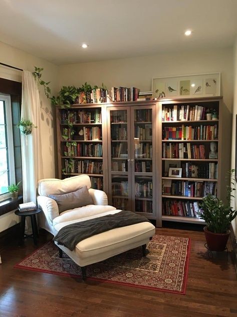 Design Ložnic, Small Modern Living Room, Library Room, Home Library Design, Small Living Room Decor, Home Libraries, Reading Nooks, Library Design, Living Room Remodel