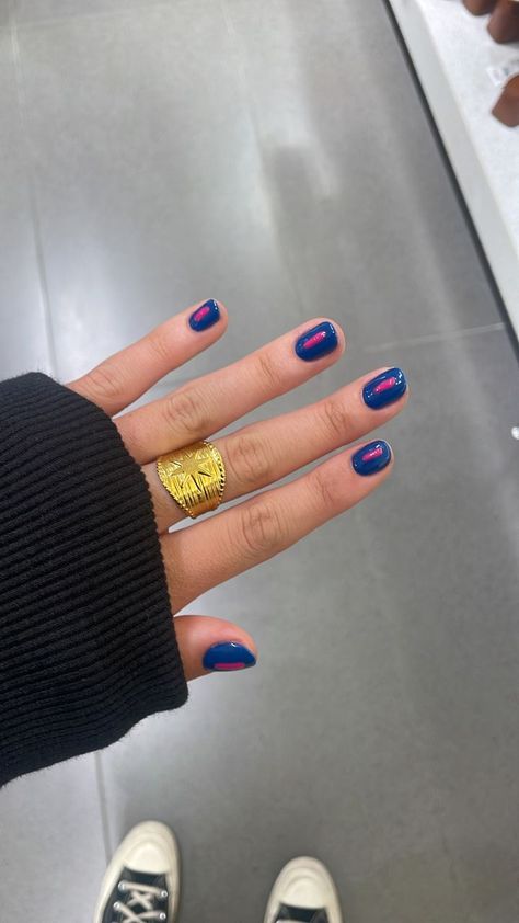 Looking for the current nail trends of fall 2023? I got the latest scoop of all the trending fall nail designs that are taking over Tiktok and Instagram. I'm trying #6 tomorrow! September nails | fall aesthetic nail inspo | Back to school nails | autumn aesthetic #fall #nails Nails Short Summer 2023, Nails With A Dot Design, Gold Nail Accessories, Gel On Real Nails Short, Fun February Nails, Nail Polish Ideas For Natural Nails, Funky Nails 2023, Short Nail Bed Manicure, Half N Half Nails