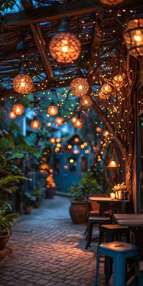 Backyard Lighting, Outdoor Decor Backyard, Balcony Ideas, Alam Yang Indah, Ideas Garden, Garden Landscape, Casas De Ensueño, Scenery Wallpaper, Outdoor Area