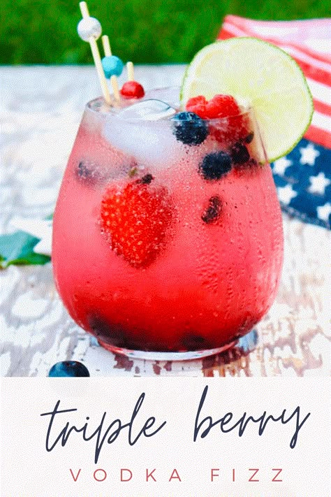 Fresh Juicy Berry Cocktail | 4th of July Cocktail with Vodka Cocktail With Vodka, Fourth Of July Drinks, 4th July Food, 4th Of July Cocktails, Berry Cocktail, Strawberries And Raspberries, Summer Vodka Cocktails, Fizz Cocktail, Polish People