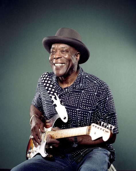 George "Buddy" Guy Cadillac Records, Musician Photos, Artist Portraits, Fender Bender, Buddy Guy, Blues Musicians, Cosmic Consciousness, Blues Artists, Bass Players