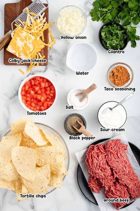 Bundt Pan Nachos ingredients Bundt Pan Nachos, Nachos Healthy, Easy Taco Seasoning Recipe, Nacho Recipe, Taco Ring, 1 Pot Meals, Pan Nachos, Nachos Ingredients, Beef Nachos