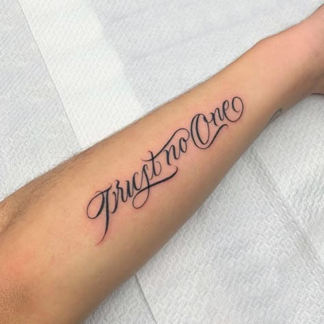 Love Tattoo Men, Trust No One Tattoo For Women, Trust No One Hand Tattoo, Anti Social Tattoo, Trust Yourself Tattoo, Trust Nobody Tattoo, Tattoo Trust No One, Trust No One Tattoo Ideas, Trust No One Tattoo