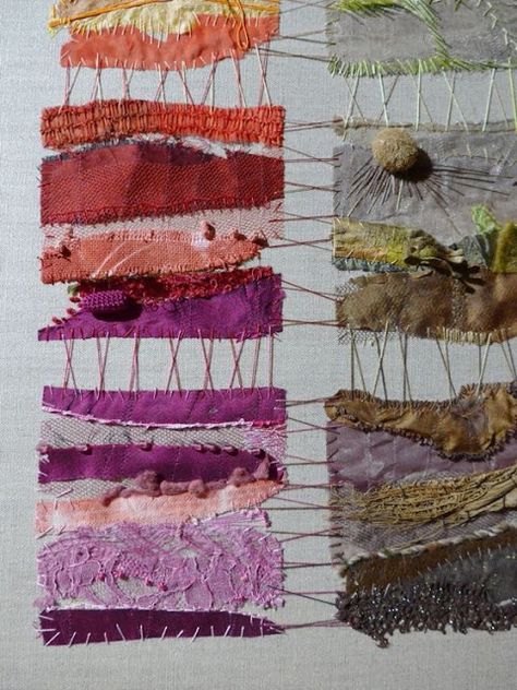 Artistas Textiles. Art Fibres Textiles, Mixed Media Textiles, Quilt Modernen, Creative Textiles, Thrift Store Crafts, Textiles Techniques, Textile Fiber Art, Fibres Textiles, Textile Crafts