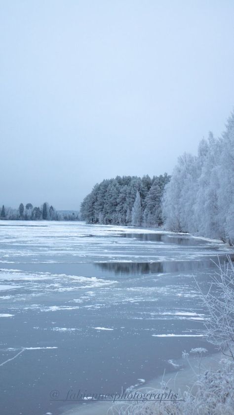 Frozen River Aesthetic, Frozen Lake Photography, Frozen Pond Aesthetic, Winter Magic Aesthetic, Frozen Lake Aesthetic, Elsa Aesthetic Frozen, Blue Winter Aesthetic, Frost Landscape, Aesthetic Frozen