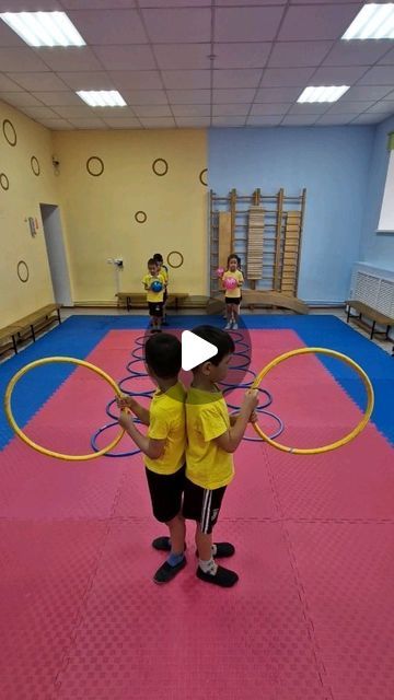 Fitness Preschool Activities, Pe Class Activities, Gym Ideas For Kindergarten, Sports Game For Kids, Games Indoor For Kids, Hoola Hoop Activity For Kids, Sports Activity For Kids Preschool, Games For Nursery Kids, Physical Games For Kids