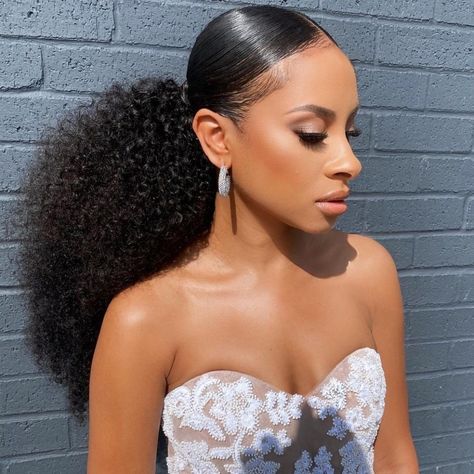 Black Bridesmaids Hairstyles, Wedding Ponytail Hairstyles, Natural Hair Ponytail, Curly Drawstring Ponytail, Wedding Ponytail, Afro Ponytail, Curly Hair Pieces, Low Ponytail Hairstyles, Black Wedding Hairstyles