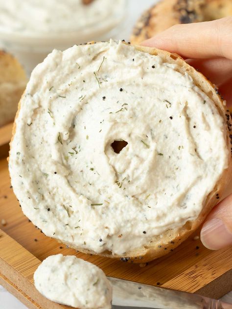 Homemade Vegan Cream Cheese (Soy & Dairy Free) - Go Eat Green Soy Free Vegan Cream Cheese, Cheese Substitute Dairy Free, Homemade Dairy Free Cream Cheese, Dairy Free Cream Cheese Recipe, Homemade Vegan Cream Cheese, Vegan Cheeseball, Dairy Free Cheese Recipe, Plant Based Cream Cheese, Vegan Cream Cheese Recipe