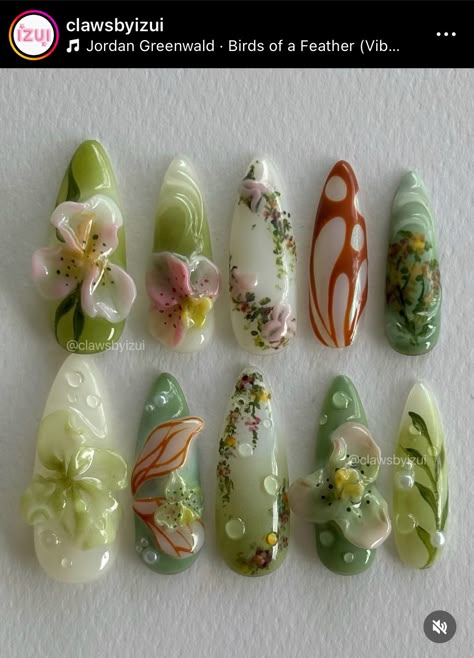 Floral Press On Nails, Nature Green Nails, Custom Press Ons, Nail Inspo Green, Nature Nail Art, Nail Art Green, Press On Nails Ideas, Shop Press, Garden Nails