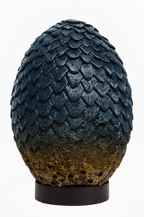 Maybe the next generation of dragons from Drogon’s clutch Dragon Egg Game Of Thrones, Dragon Egg Art, Dragon Egg Craft, Got Dragon Eggs, Balerion The Black Dread, Hotd Dragons, Bronze Dragon, Dragon Eggs, Game Of Thrones Dragons