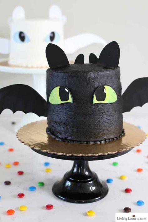 Easy How To Train Your Dragon Cake Tutorial! Fluffy white cake recipe for a Night Fury or Light Fury dragon cake. A perfect birthday party cake! #HowToTrainYourDragon #sponsor #cake #recipe Dragons Cake, Light Fury Dragon, Toothless Cake, Dragon Cakes, New Birthday Cake, Dragon Cake, White Cake Recipe, Send To A Friend, Light Fury