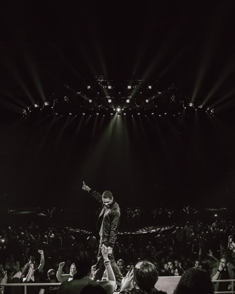 Usher Aesthetics, Usher Vegas Residency, Shows In Las Vegas 2024, Usher Poster, Usher Vegas, Usher Concert, Wet Republic Las Vegas, Mgm Las Vegas, Future People