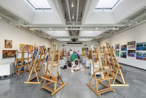 Gallery of Kennedy Center for Theatre and the Studio Arts / Machado and Silvetti Associates Classroom Interior, School Building Design, School Interior, School Dr, Dream School, Class Design, School Building, Classroom Design, Learning Spaces