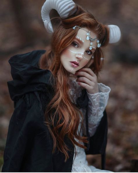 Fairy With Horns, Goddess Shoot, Satyr Costume, Dark Fairy Costume, Hello 40, Forest Festival, Aries Women, Fairy Photography, Female Hunter