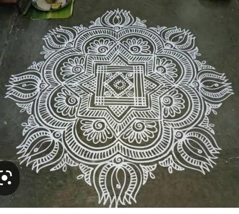 Maavu Kolam Designs, Maa Kolam Designs, South Indian Rangoli Design, Margazhi Kolam Rangoli Designs, South Indian Rangoli, White Rangoli, Rangoli Designs For Competition, Indian Rangoli Designs, Easy Rangoli Designs Videos