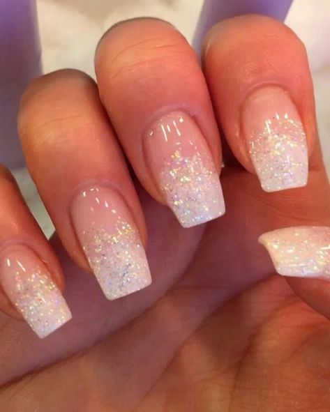 Faded Nails, Unghie Sfumate, Ombre Nails Glitter, Sparkle Nails, Bride Nails, Pink Nail Designs, Pink Nail, Nail Designs Glitter, Bridal Nails