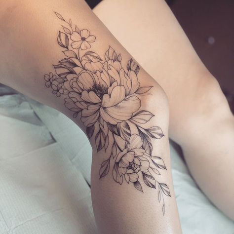 Tattoo Bein Frau, Shin Tattoo, Floral Thigh Tattoos, Hip Thigh Tattoos, Girl Back Tattoos, Muster Tattoos, Inspiration Tattoos, Leg Tattoos Women, Neck Tattoos