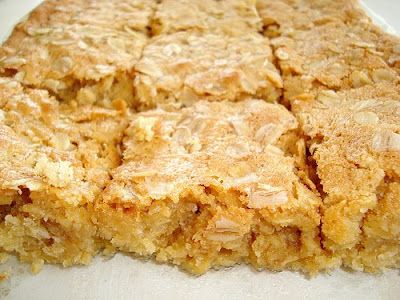 High Fiber Cookies, Oatmeal Blondies, Fiber Cookies, Breakfast Fast Food, Desserts For Work, Chewy Oatmeal Bars, Lemon Sugar Cookies Recipe, Food Recipes Sweet, Paris Pastry