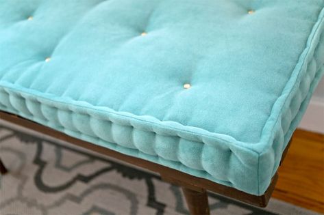 How to Make a French Mattress Cushion | OFS Maker's Mill Diy French Mattress, Seat Cushions Diy, French Mattress Cushion, Cushion Diy, Diy Furniture Upholstery, French Mattress, Cushion Tutorial, French Pillows, Mattress Protectors