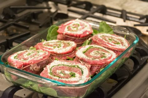 Flank Steak Pinwheels on Spinach Bed Flank Pinwheels, Flank Steak Pinwheels, Flank Steak Rolls, Steak Pinwheels, Steak Wraps, Spinach Rolls, Steak Rolls, Spaghetti With Ground Beef, Beef Flank Steak