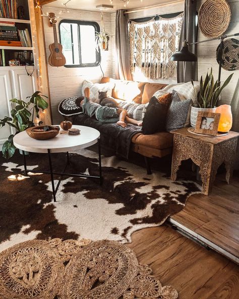 From 2,700 to 314 Square Feet: Family’s RV Travel Lifestyle Boho Rv Remodel Living Room, Southwestern Camper Decor, Small Camper Living Room Ideas, Western Camper Makeover, Boho Rv Living Room, Camper Living Room Decor, Boho Western Camper, Southwest Rv Interior, Western Boho Rv Decor