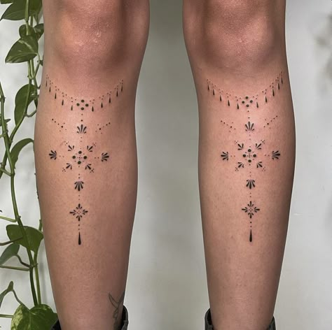 Ornamental Above Knee Tattoo, Tattoo Ideas On Calf, Ornamental Shin Tattoos For Women, Ornamental Leg Tattoo Women, Thigh Ornament Tattoo, Ornamental Tattoo Design Leg, Ornamental Tattoo Placement, Forearm Ornamental Tattoo, Fine Line Knee Tattoo