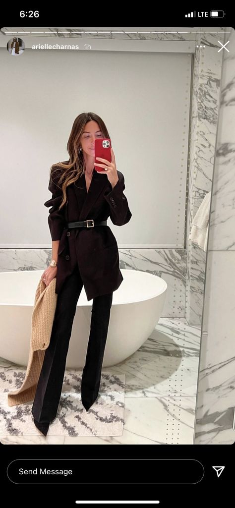 Business Dinner Outfit, Work Dinner Outfit, Chic Dinner Outfit, Winter Dinner Outfit, Dinner Outfit Winter, Arielle Charnas, Dinner Outfit, Dinner Outfits, Looks Chic