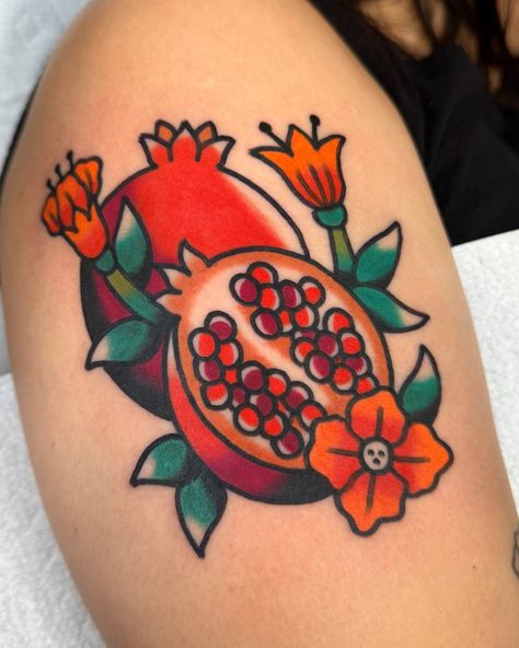 I ❤️ tattooing and I ❤️ tattooing fruits🩷💜🩵💛💚 | Instagram Trad Flowers Tattoo, American Traditional Apple Tattoo, Cute Traditional Tattoo Flash, American Traditional Pomegranate Tattoo, American Traditional Food Tattoo, American Traditional Fruit Tattoo, American Traditional Fruit, Traditional Pomegranate Tattoo, Traditional Fruit Tattoo