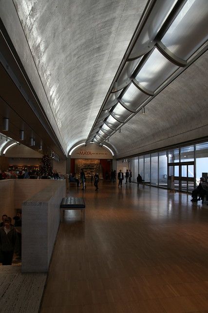 Louis Kahn Architecture, Louis Khan, Modern Hotel Lobby, Kimbell Art Museum, Luxury Hotels Lobby, Lobby Ideas, Lobby Seating, Hotel Lobby Design, Lobby Decor