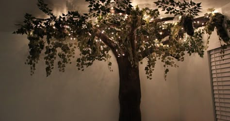 Trees In Nursery, Diy Tree Bedroom, Whimsigothic Home Bedroom Diy, Diy Tree In Room, Camping Room Decor, Unique Bedroom Wall Ideas, Tropical Rainforest Bedroom Ideas, Diy Forest Bedroom Decor, Diy Tree In Bedroom