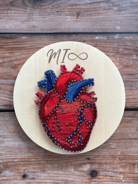 String Art Heart, Bff Birthday Gift, Bff Birthday, String Art Patterns, String Art Diy, Thread Art, Anatomical Heart, Book Art Diy, Doctor Gifts