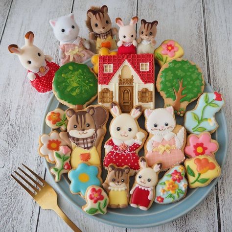 Calico Critters Families, Critters 3, Calico Critter, Kawaii Cooking, Sylvanian Family, Instruções Origami, Cute Baking, Cute Desserts, Sylvanian Families