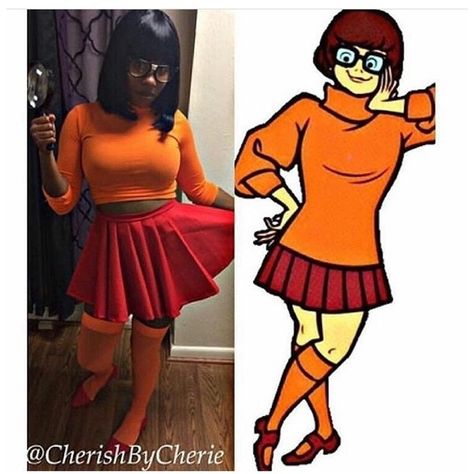 0 Black Velma, Costume Black Women, Velma Costume, Badass Halloween Costumes, Black Cosplayers, Halloween Costume Design, Girl Halloween Costume Ideas, Girl Halloween Costume, Black Cosplay