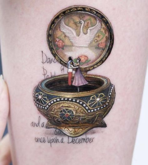 Anastasia Tattoo Disney, Music Box Tattoo, Princess Anastasia Romanov, Anastasia Tattoo, Miniature Tattoo, Anastasia Music Box, Posca Art Doodle, Anastasia Disney, Anastasia Necklace