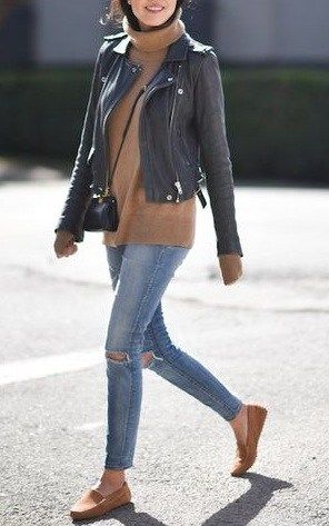 style driving loafers with leather jackets Tan Loafers Outfit, Loafer Outfit Ideas, Outfit With Loafers Women, Brown Loafers Outfit Women, Workday Outfits, Loafer Outfits Women, Loafers Women Outfit, Loafers With Jeans, Loafers Outfit Women