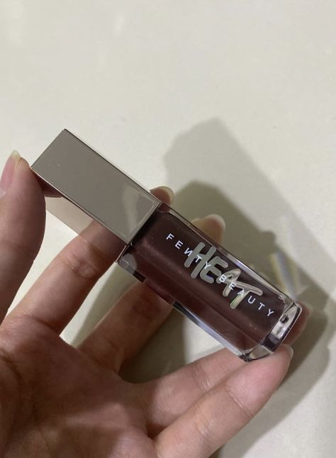 Fenty Beauty Heat Hot Chocolate, Fenty Heat Hot Chocolate, Fenty Chocolate Lip Gloss, Hot Chocolit Gloss Fenty Heat, Fenty Hot Chocolate Lip Gloss, Fenty Hot Chocolate, Fenty Beauty Hot Chocolate, Fenty Beauty Heat, Cheer Makeup