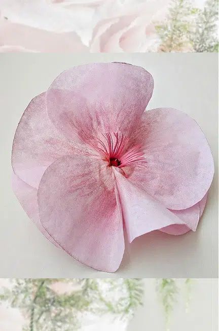 Flowers Wall Decoration, Coffee Filter Flowers Diy, Coffee Filter Art, Coffee Filter Roses, Paper Flowers Wall Decor, Paper Flowers Wall, Spring Dance, Tissue Paper Flowers Diy, Farmhouse Home Decor Ideas