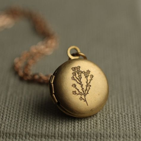 Vintage Personalized Charm Necklace For Keepsake, Initial Pendant Locket Necklace With Charms As Gift, Personalized Brass Pendant Locket Necklace, Personalized Brass Locket Necklace For Gift, Brass Locket Charm Necklace, Gift Round Pendant Charm Necklace With Engraving Option, Brass Round Locket Charm Necklace, Round Pendant Charm Necklace With Engraving Option As Gift, Round Brass Locket Charm Necklace