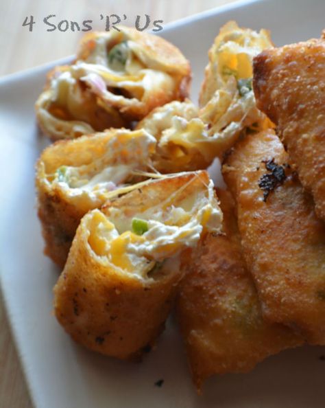 Mini Jalapeno Popper Egg Rolls 3 Jalapeno Egg Rolls, Jalapeno Popper Egg Rolls, Blueberry Muffin Cake, Homemade Barbecue, Egg Roll Recipes, Jalapeno Popper, Cake Pop Recipe, Muffin Cake, Wonton Wrappers