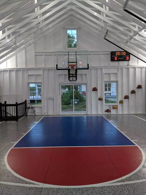 Basketball Court In Garage, Garagedominium Ideas, Barn Basketball Court, Large Garage Ideas, Sports Garage, Barn Gym, Indoor Pickleball, Home Basketball Court, Pole Barn Ideas