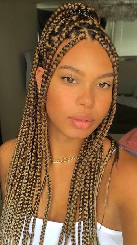 Crochet Box Braids Hairstyles, Pink Box Braids, Brown Box Braids, Hairstyles Twist, Hairstyles French, Black Box Braids, Colored Box Braids, Women Cornrows, Braids With Shaved Sides