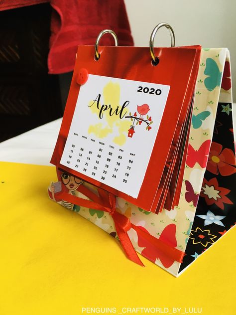 Diy Study Table Decor, Home Made Calendar, Study Table Decor, Handmade Calendar, Calendar Table, Diy Study Table, Cute Things To Draw, Table Calendar, Penguin Craft