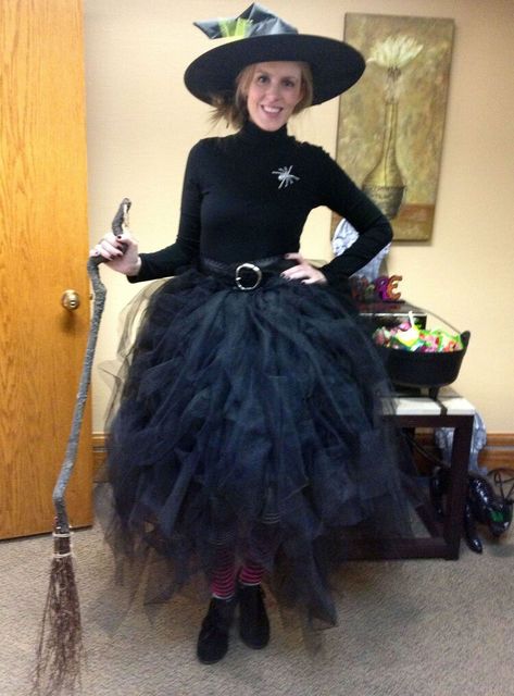 Witches Costumes For Women, Witch Costume Diy, Halloween Office Party, Office Halloween, Witch Costumes, Hallowen Costume, Witch Dress, Witch Diy, Black Halloween Dress