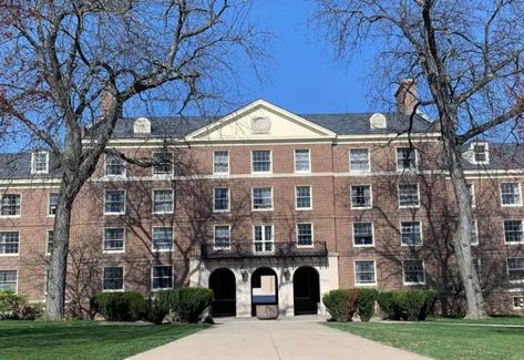 The 5 Best Penn State (PSU) Dorms - Humans of University Penn State Dorm, Townhouse Apartments, Hall Room, Residence Hall, Penn State University, Close Proximity, Double Room, Apartment Garden, Brick Building