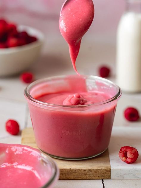 Vegan Raspberry Curd! This delectable curd showcases the natural sweetness of ripe raspberries, delivering a burst of flavor that's both guilt-free and satisfying. Whether you're a passionate vegan or simply exploring new culinary horizons, this Raspberry Curd recipe is a versatile delight that can be swirled into parfaits, layered in cakes, or spread generously on your favorite treats. Vegan Curd, Mousse Trifle, Raspberry Curd, Breakfast Spread, Raspberry Recipes, Sweet Dips, Curd Recipe, Healthy Vegan Desserts, Vegan Cakes